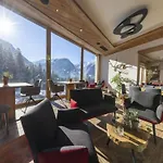 Rossberg With Panoramic View Alpstuga Neukirchen am Großvenediger