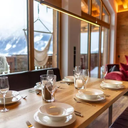 Rossberg With Panoramic View Chalet Neukirchen am Großvenediger