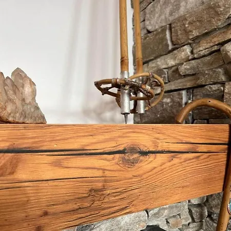 Rossberg With Panoramic View Chalé