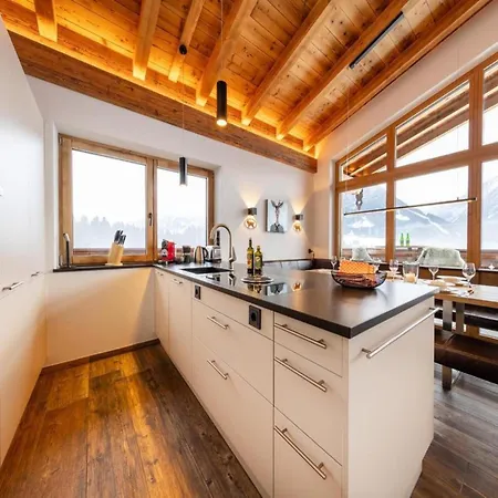Rossberg With Panoramic View Chalet *