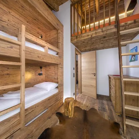 Rossberg With Panoramic View * Neukirchen am Großvenediger