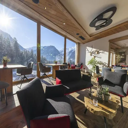 Rossberg With Panoramic View Chalet Neukirchen am Großvenediger